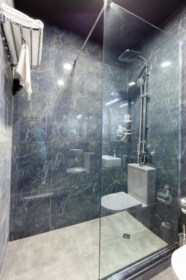 Irina'S Apartments Kutaisi Dış mekan fotoğraf