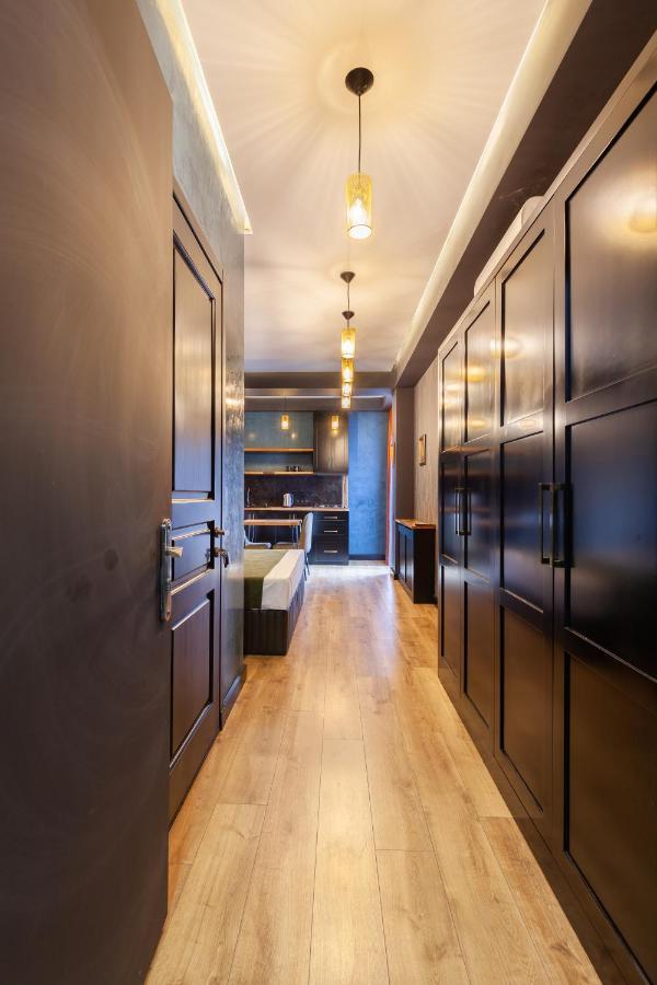Irina'S Apartments Kutaisi Dış mekan fotoğraf