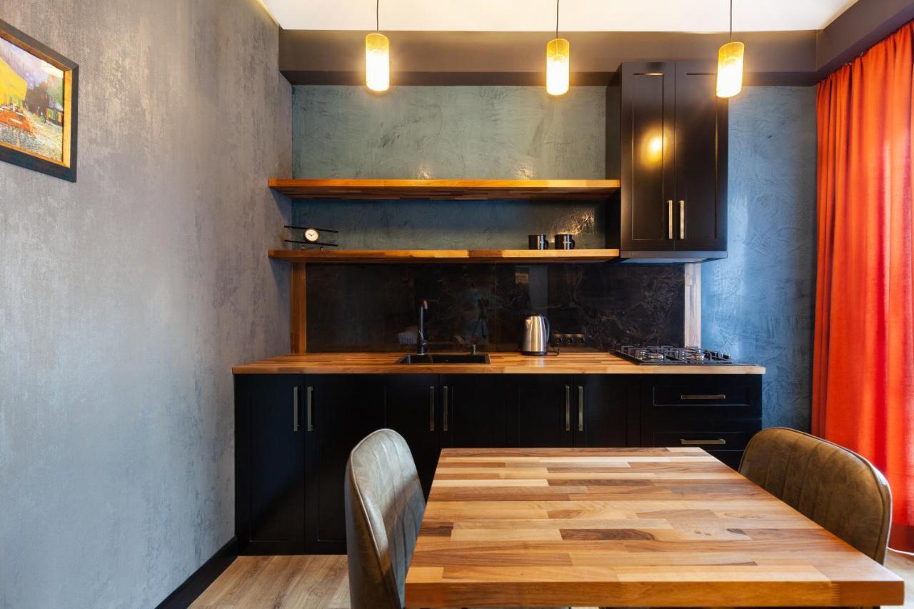 Irina'S Apartments Kutaisi Dış mekan fotoğraf